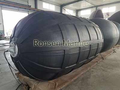 Ribbed pneumatic fenders from Ronsen Marine only